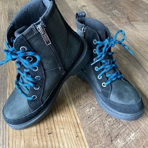 UGG tie and side zip boots